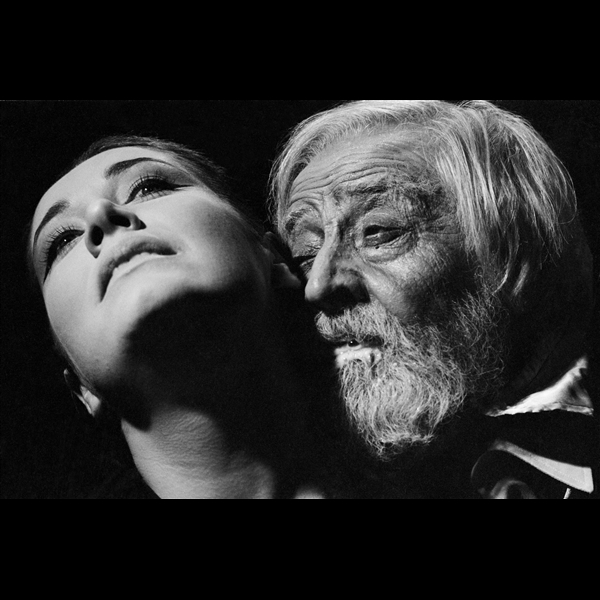Claudio Abate. Lydia Mancinelli (Alice) e Franco Gulà (Mosbie) in Arden of Feversham, Teatro Carmelo Bene, Roma 1968 - Teatro Carmelo Bene, Roma 1968